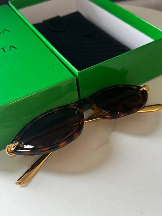 Bottega Veneta BV1390S Tortoise Cat Eye Sunglasses main image 7